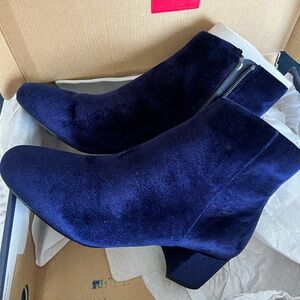 NIB Blue Velvet Ankle Booties - size 8.5
